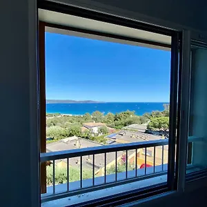 Apartment Mimosas - Bel Avec Vue Imprenable Sur La Baie, Cavalaire-sur-Mer